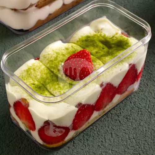 Berry Matcha Misu